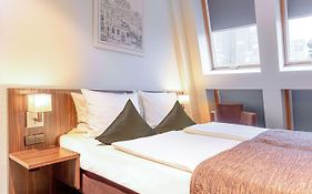 Ramada Hotel Frankfurt City Center And Financial District